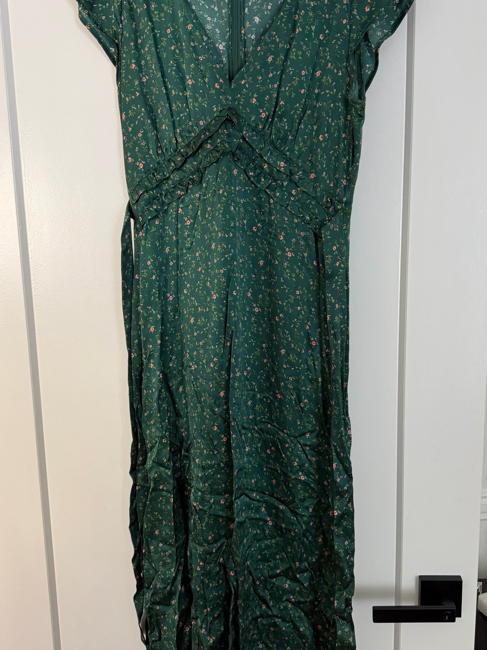 Reformation Green Short sleeve floral satin dress